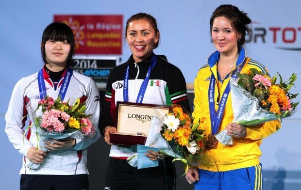 Aída Román conquistó en Nimes, Francia la medalla de oro en el Mundial de Tiro con Arco Bajo Techo. Foto: @CONADE