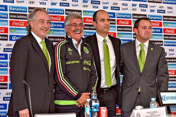 Ricardo Ferretti lució una gran sonrisa. Foto: Federación Mexicana de Futbol.